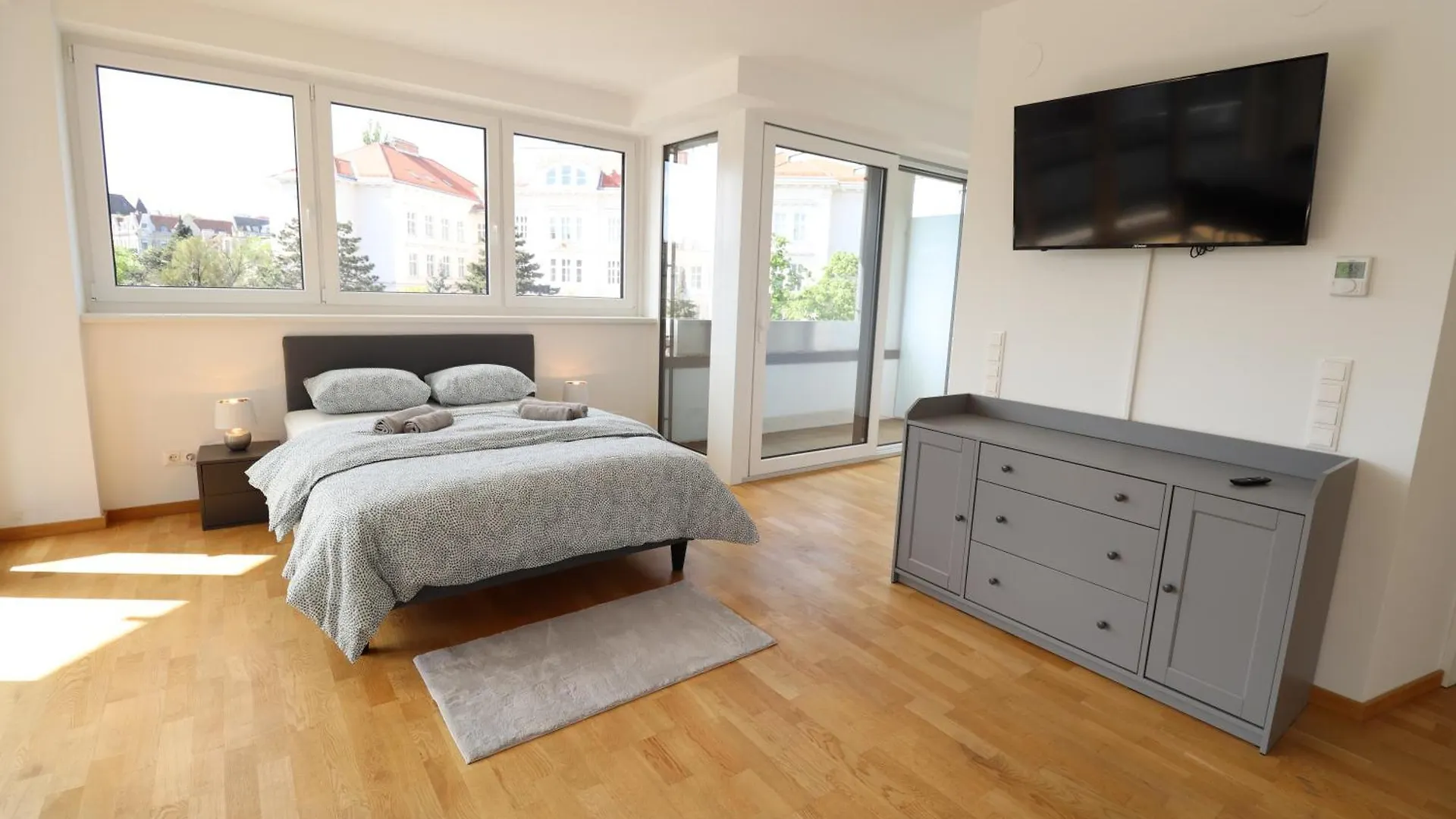 Wohnflair Mit Balkon T25 Appartement Wenen