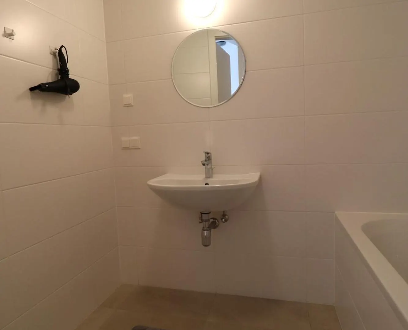 Wohnflair Mit Balkon T25 Appartement Wenen