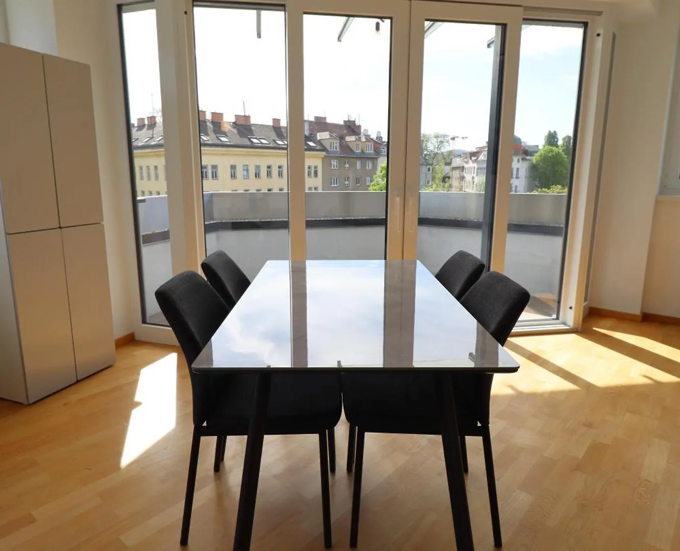 Wohnflair Mit Balkon T25 Appartement Wenen 0*,  Oostenrijk